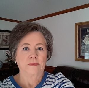 Meet your Posher, Esther